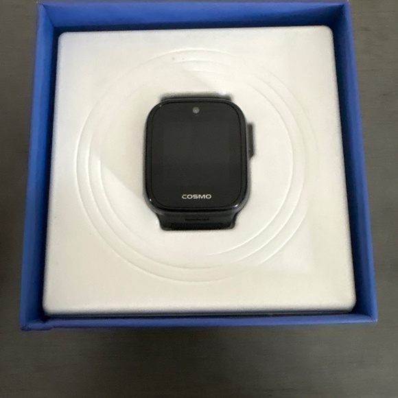 Cosmo Watch - Picture 2 of 3